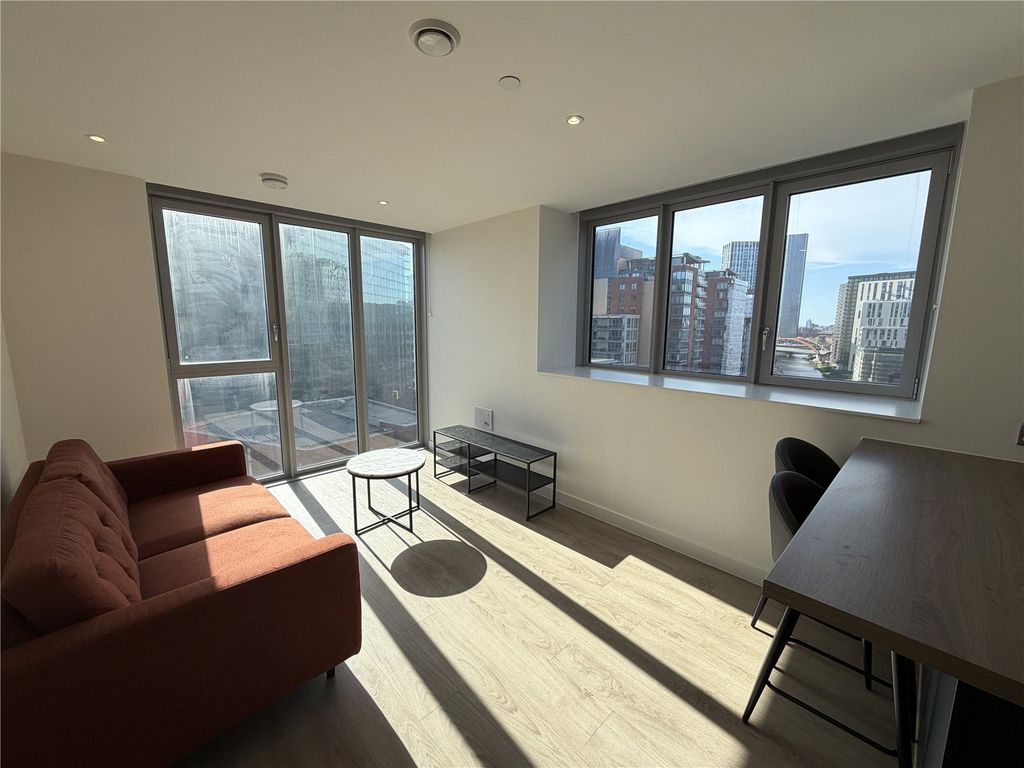 Property photo 2 of 16 Picture No. 04