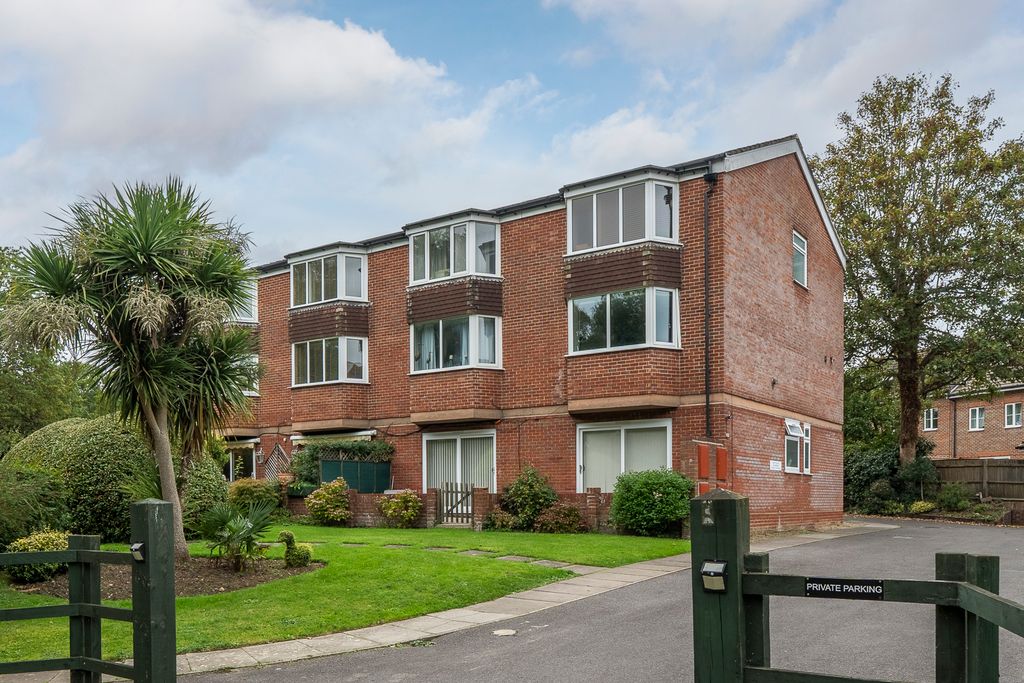 Property photo 1 of 13