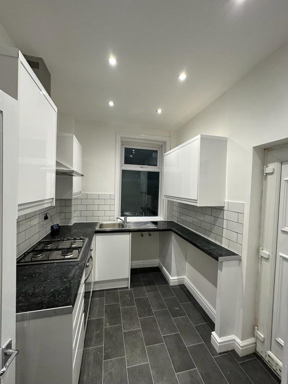 Property photo 1 of 19 Recently Renovated 2-Bedroom Property In Blackburn