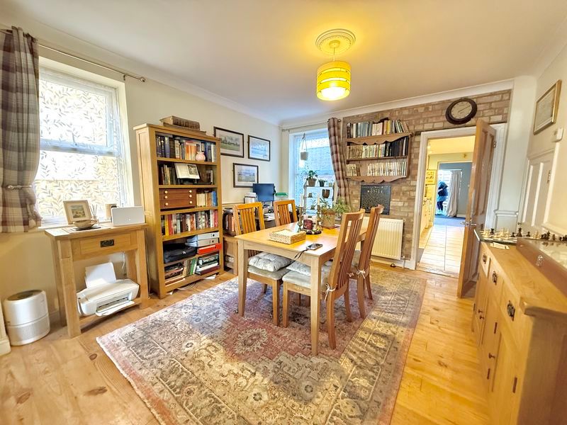 Property photo 3 of 22 Dining Area