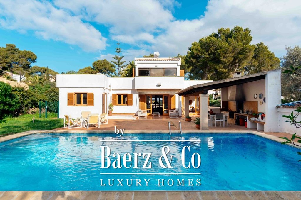 Property photo 1 of 35