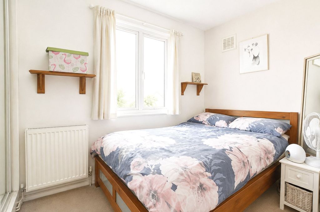Property photo 1 of 6 Picture No. 10