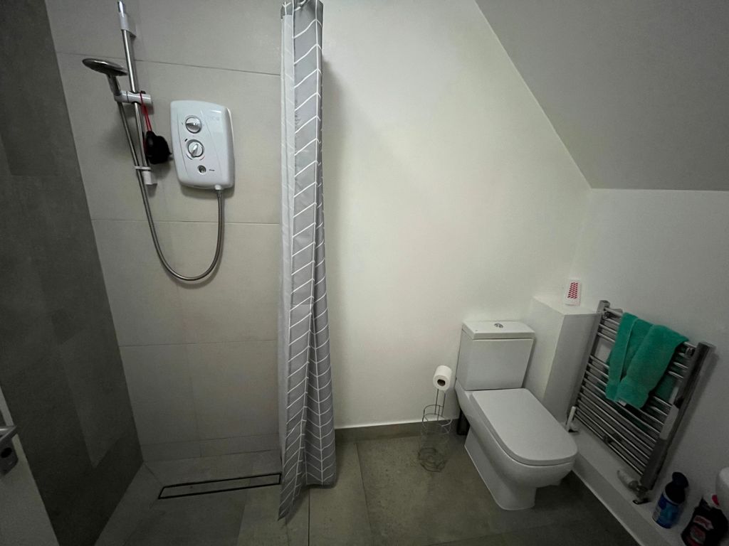 Property photo 3 of 4