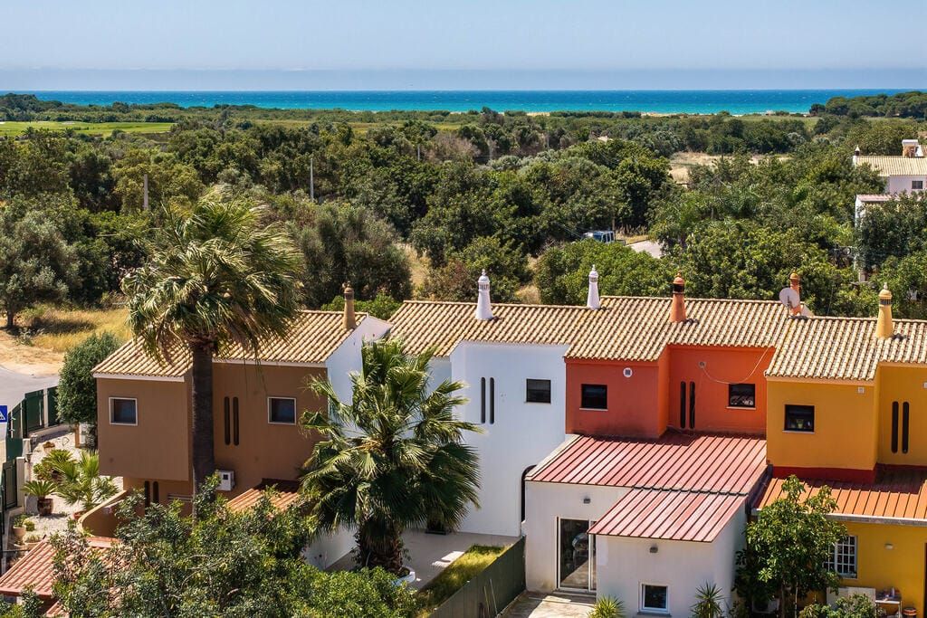 Property photo 2 of 24 Algarve Villa Ptquav507 2
