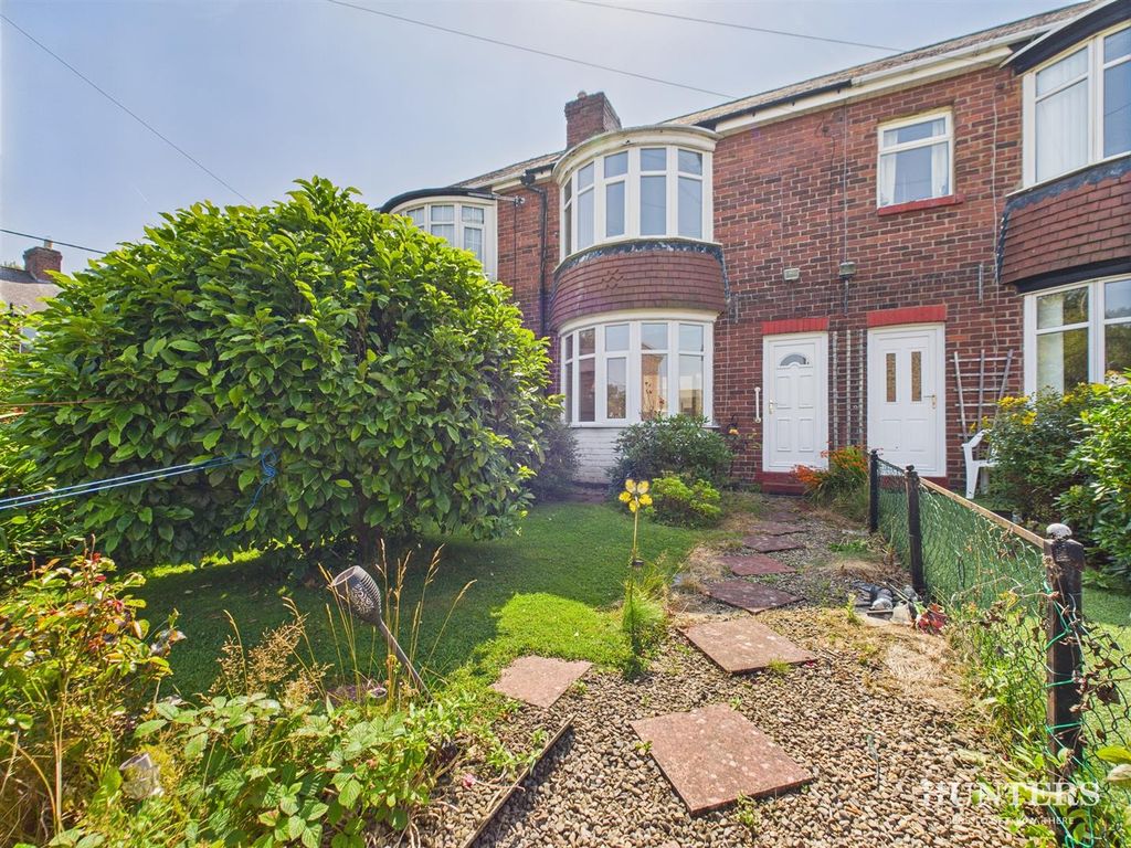 Property photo 1 of 18 Cam03792G0-Pr0304-Still014.Jpg