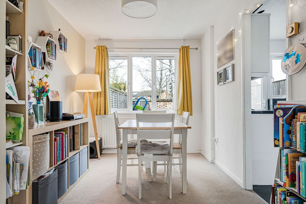 Property photo 3 of 18