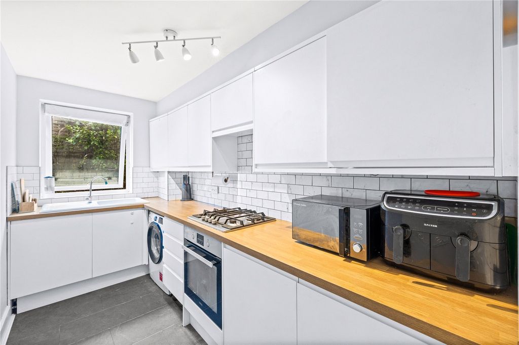 Property photo 3 of 14 Picture No. 06