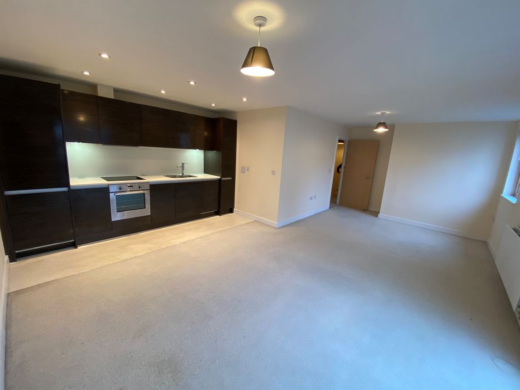 Property photo 2 of 24