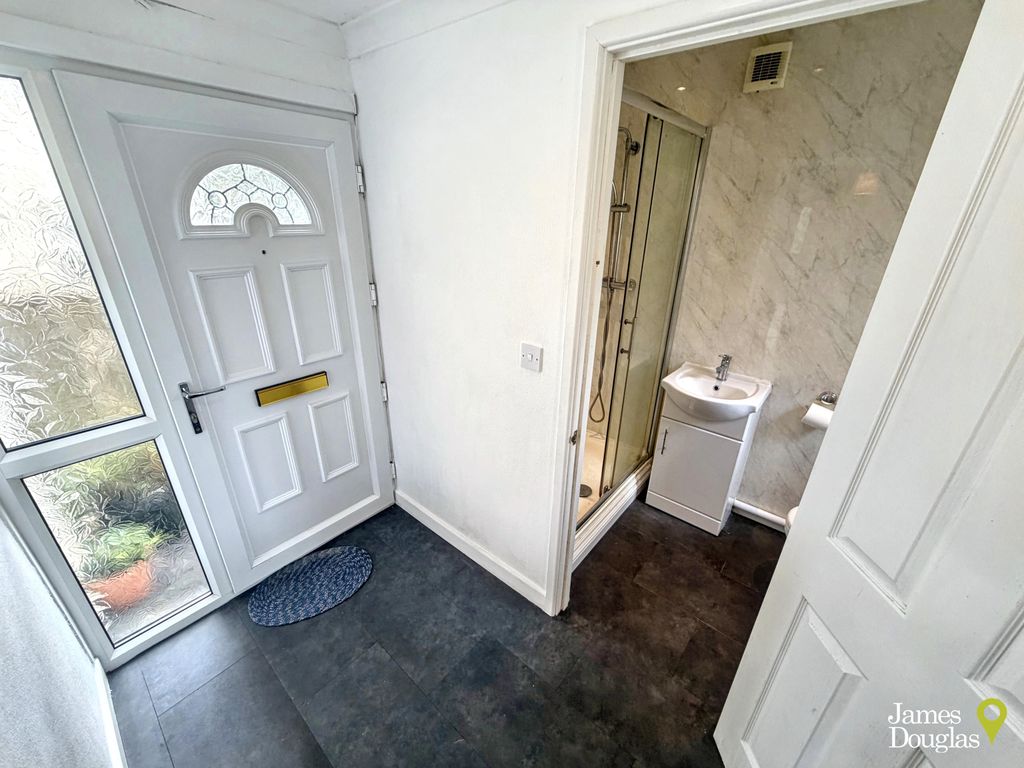 Property photo 3 of 20 Eh1