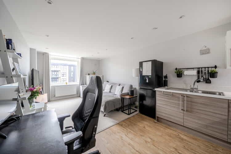 Property photo 3 of 13