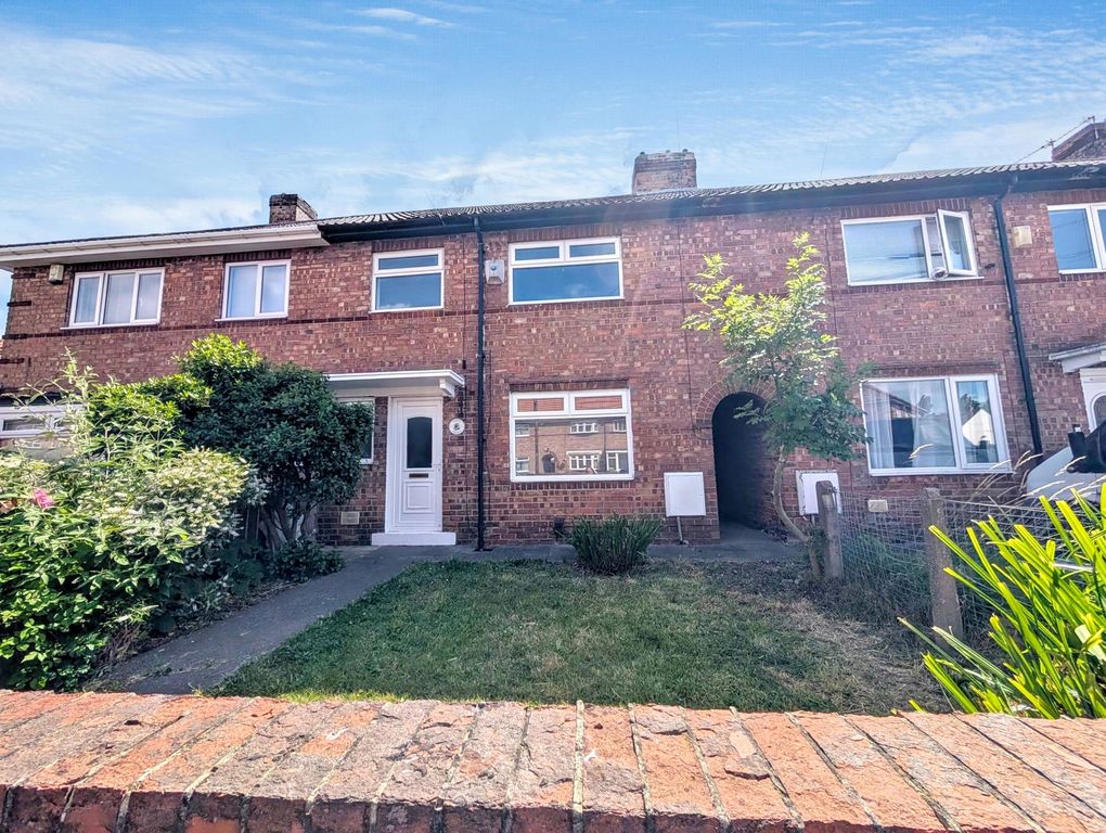 Property photo 1 of 11