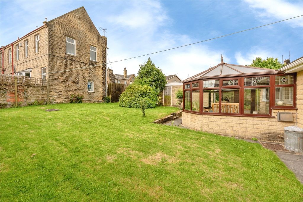 Property photo 3 of 18 Picture No. 13