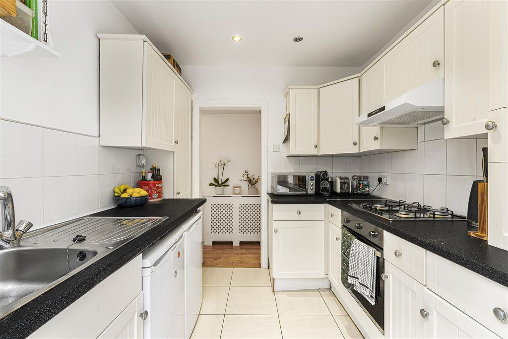 Property photo 3 of 23 3