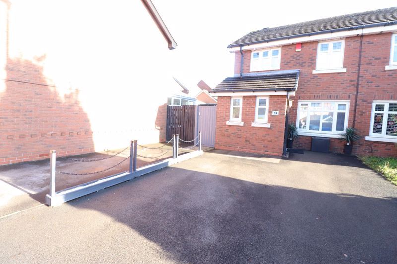 Property photo 2 of 32 External