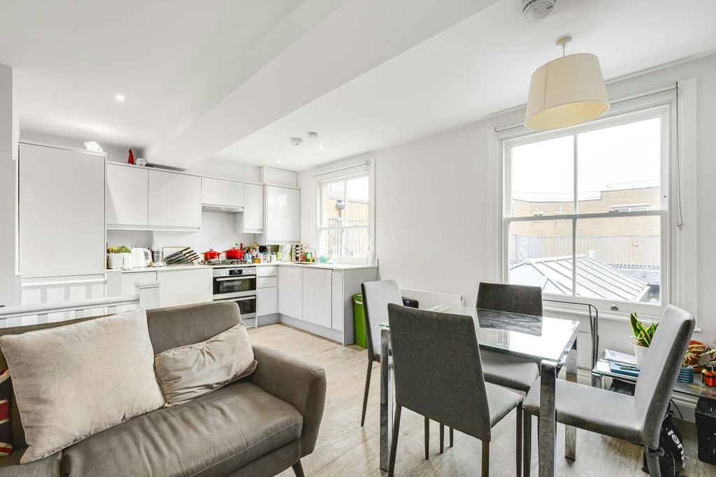 Property photo 2 of 10 Reception