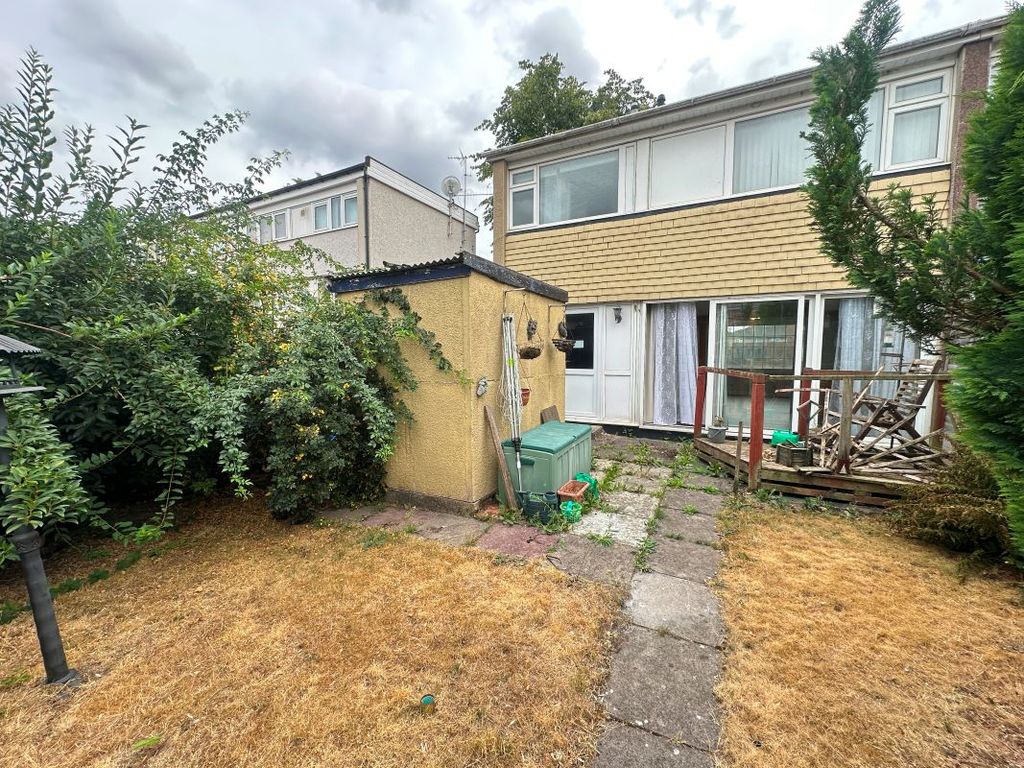 Property photo 2 of 22