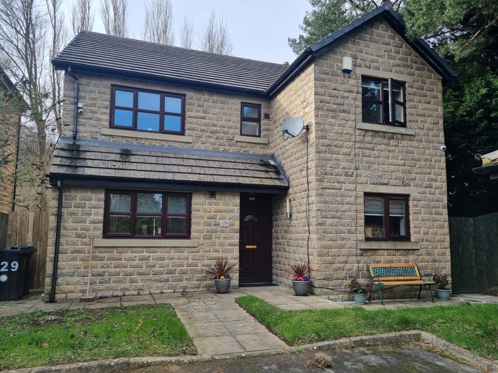 Property photo 1 of 3