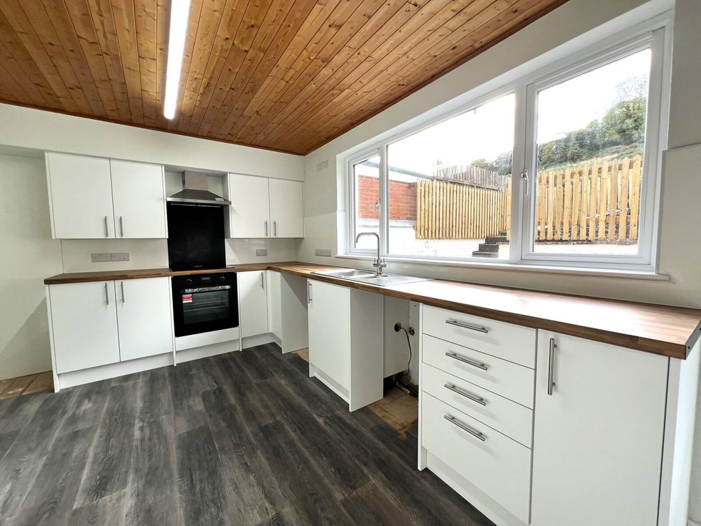 Property photo 3 of 14 Picture No. 02