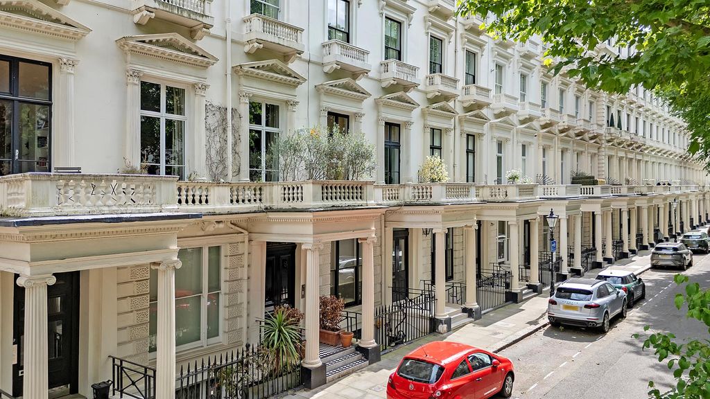 Property photo 3 of 31 Image