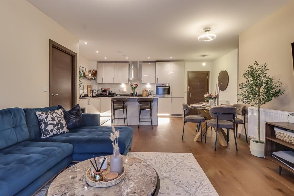 Property photo 2 of 25 Kitchen/Living Room