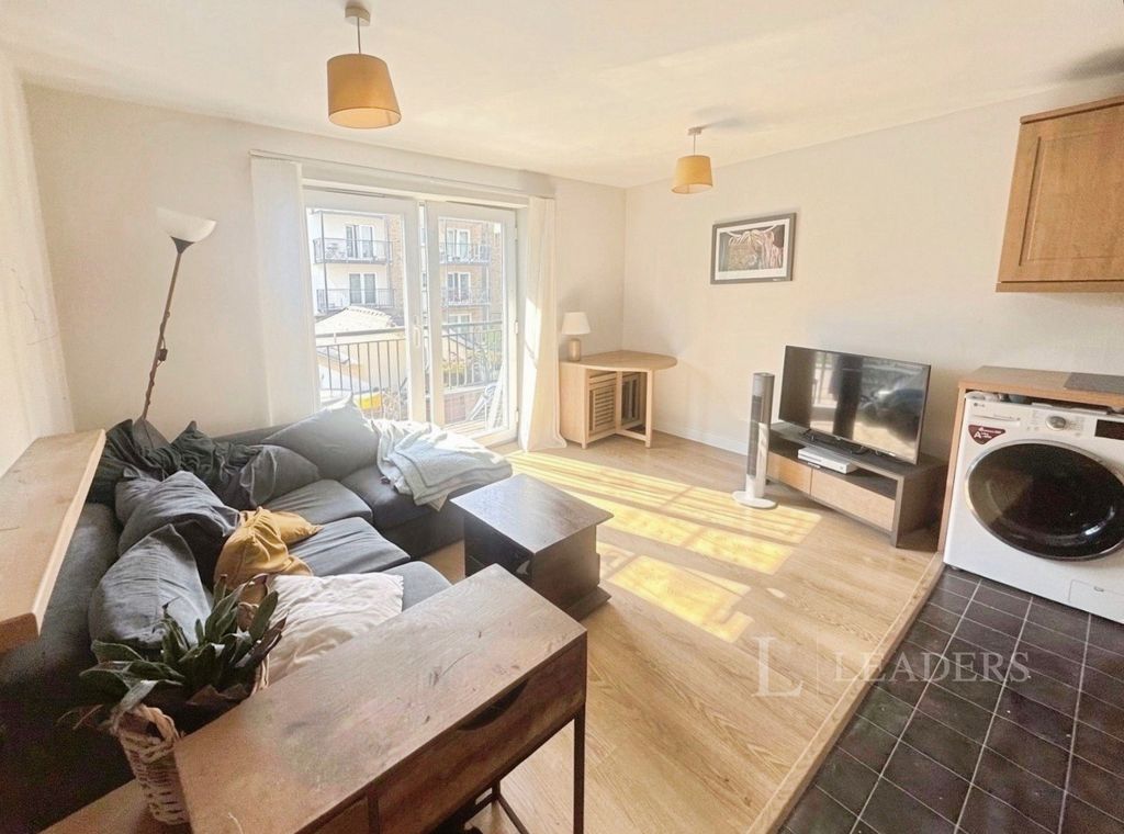 Property photo 2 of 6 Pbox-Img.Jpg
