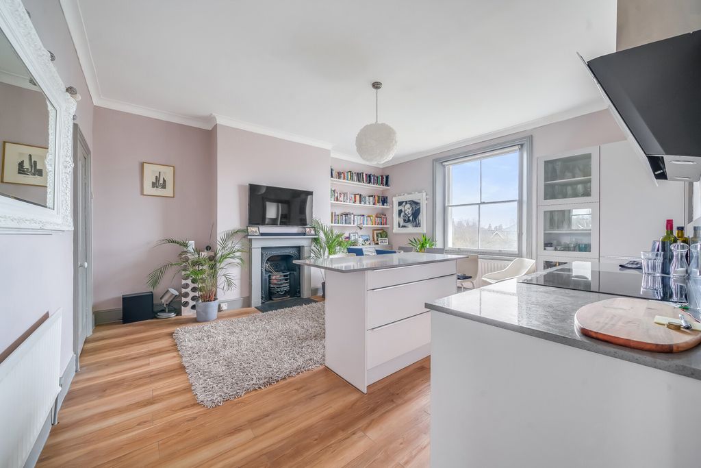 Property photo 3 of 18 Kitchen/Dinning Room