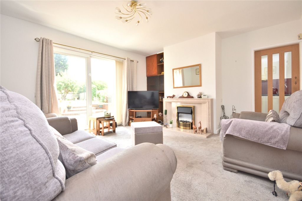 Property photo 2 of 16 Picture No. 07