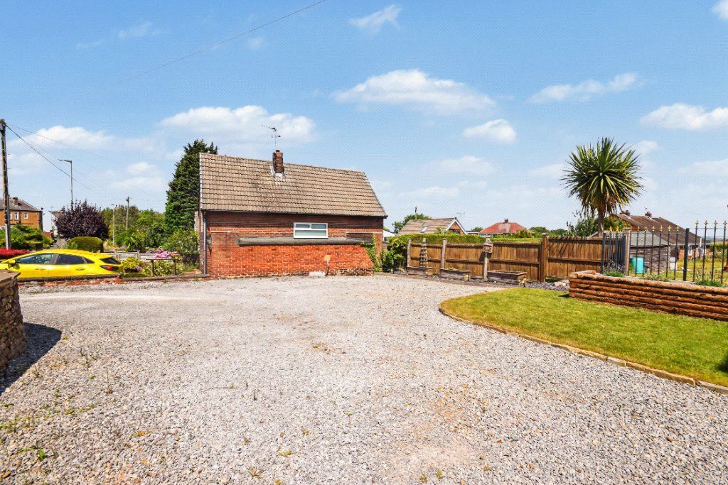 Property photo 2 of 16 Picture No. 13