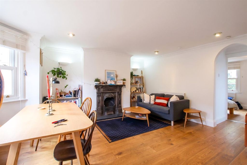 Property photo 2 of 9 Img_5928.Jpg