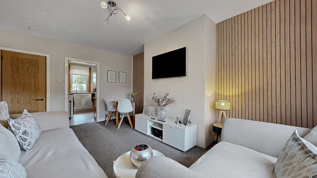 Property photo 3 of 23 15-Print-16 Dunwan Place_13
