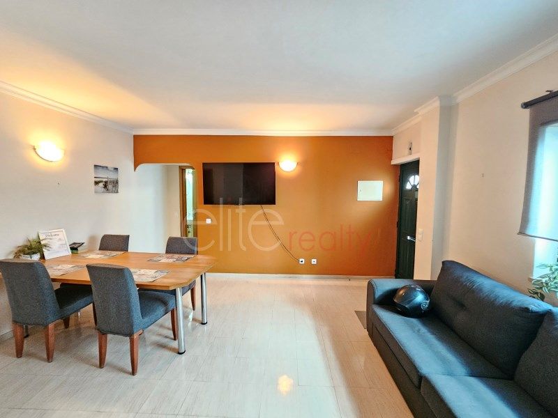 Property photo 1 of 25