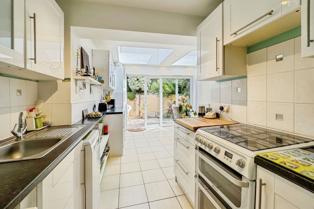 Property photo 3 of 12