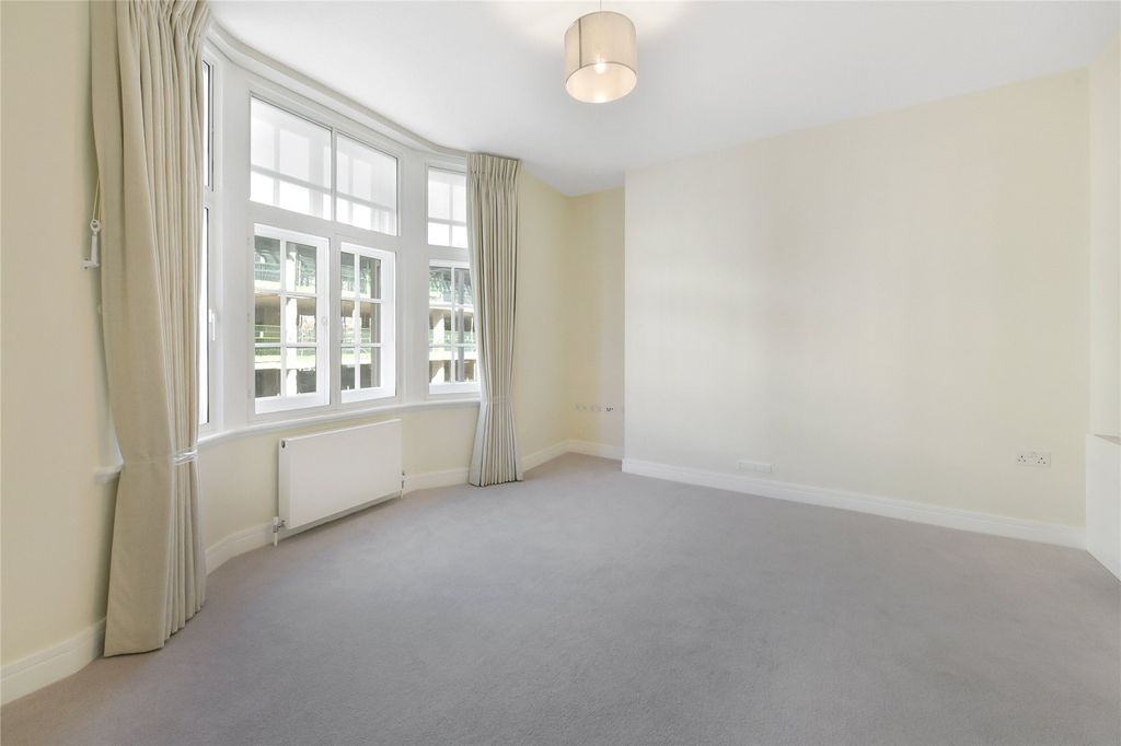 Property photo 3 of 5