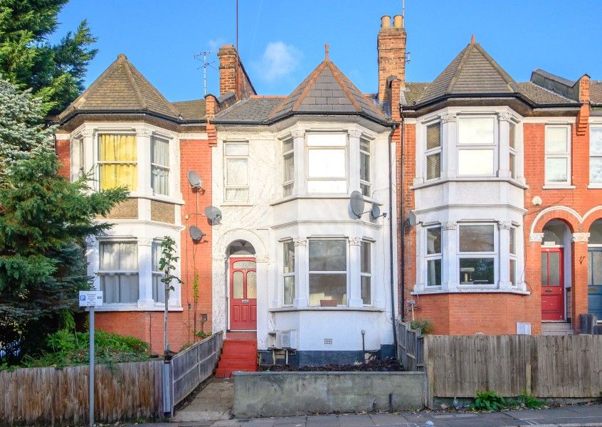 Property photo 3 of 12