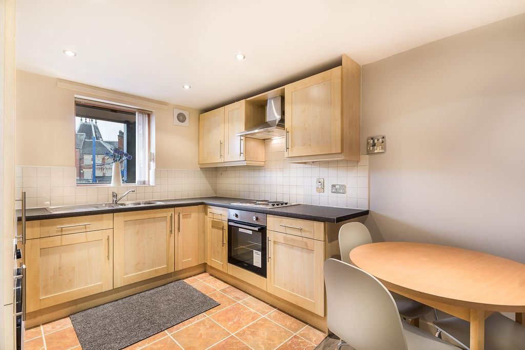 Property photo 1 of 10 Apartment_Lores-2.Jpg