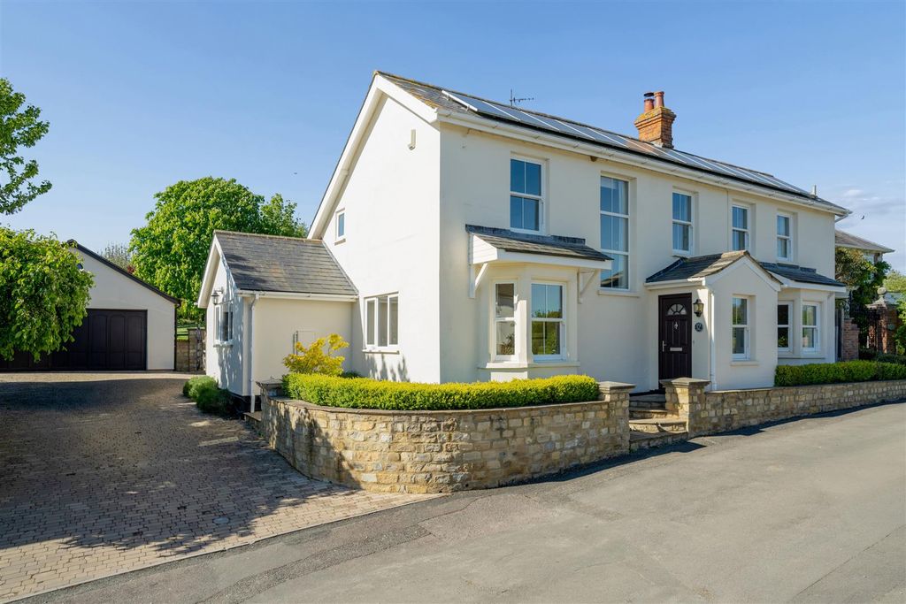 Additional image 4 of 5 bed detached house for salePark Road, Sherington, Newport Pagnell MK16