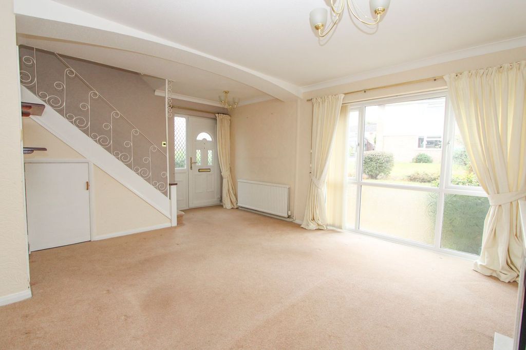 Property photo 3 of 20