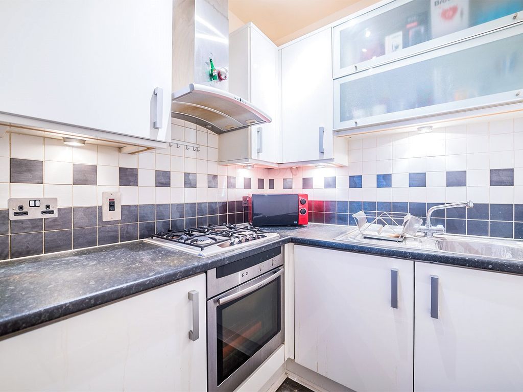 Property photo 2 of 11 St Martins Lane