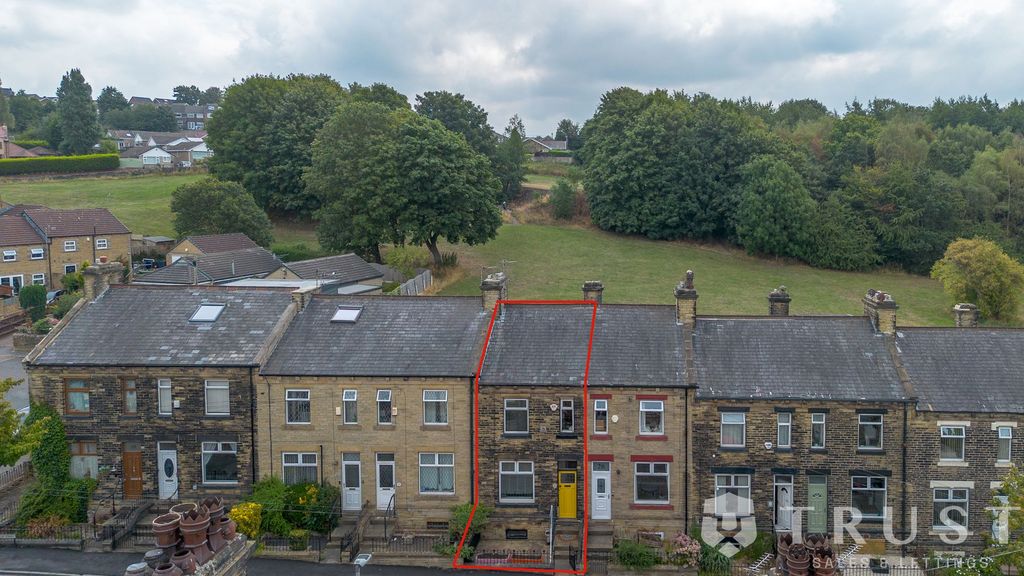 Property photo 2 of 38