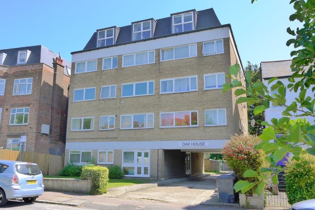 Property photo 1 of 9 1