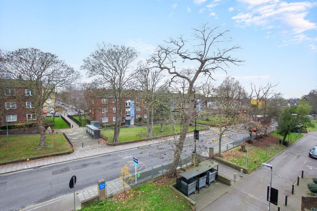 Property photo 2 of 12 Img_8657.Jpg