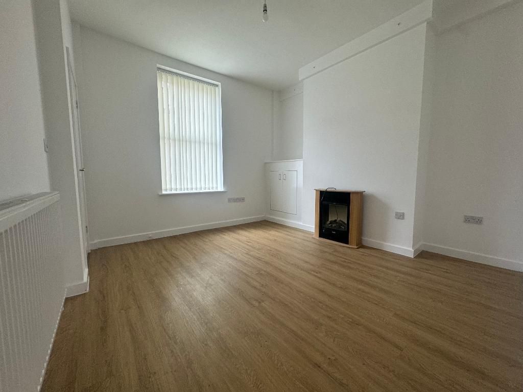 Property photo 2 of 7 Photo 2