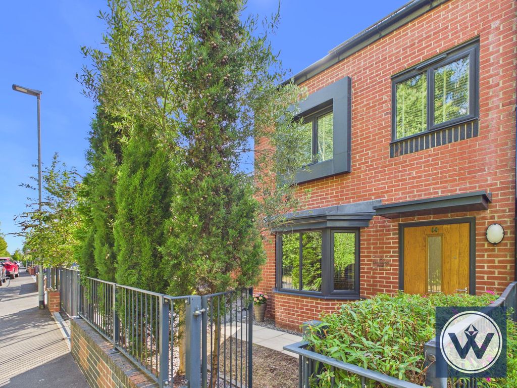 Property photo 1 of 56