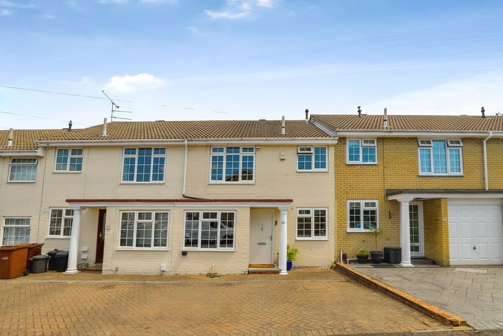 Property photo 1 of 17 Pbox-Img.Jpg