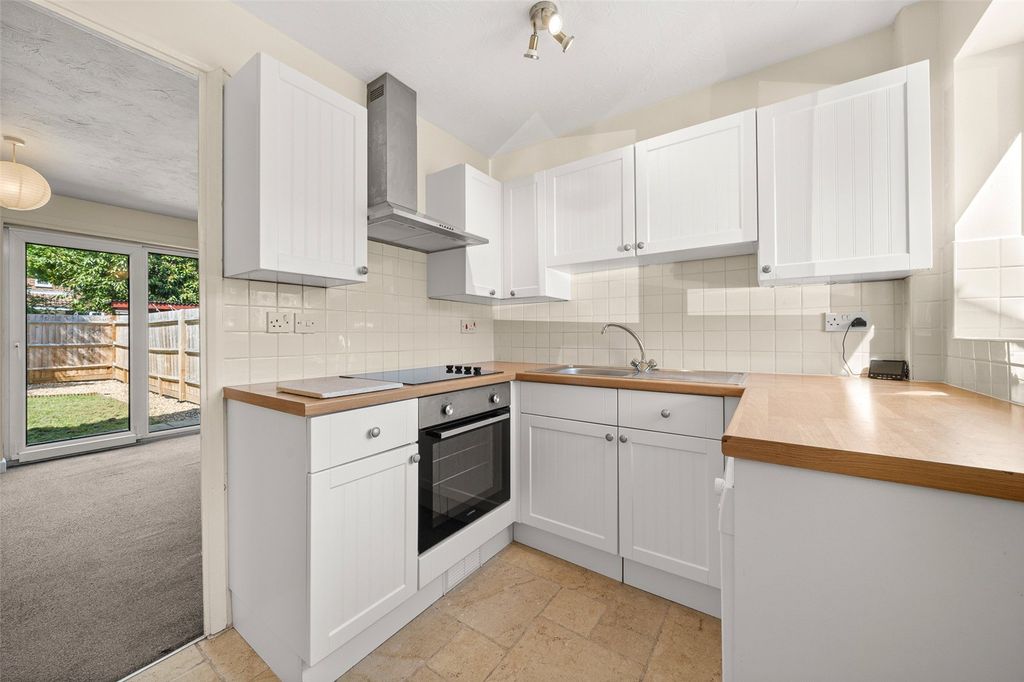 Property photo 2 of 11 Picture No. 09