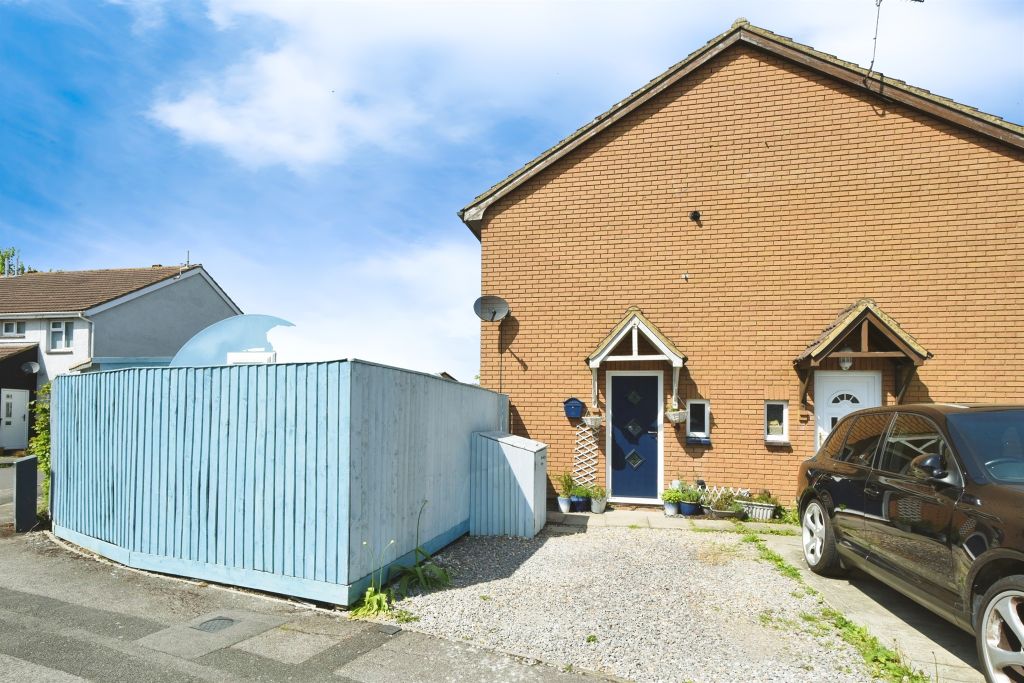 Property photo 1 of 15