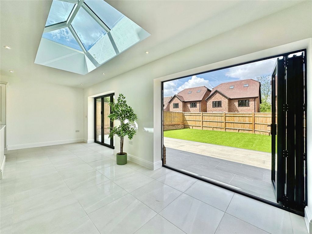 Property photo 3 of 25 #Yourmoveswanley