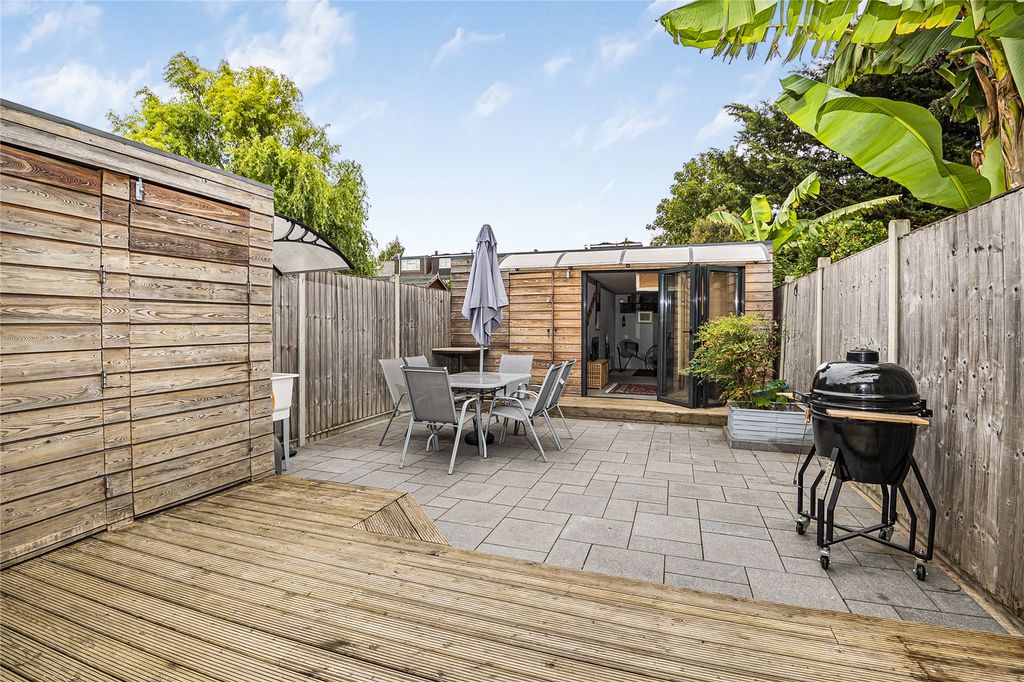 Property photo 2 of 18 Picture No. 08