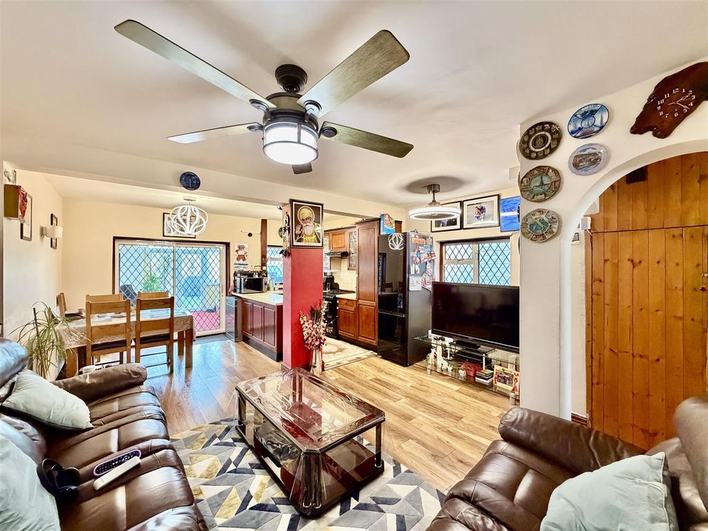 Property photo 2 of 13 Reception Room