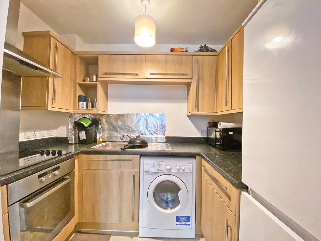 Property photo 2 of 8 2